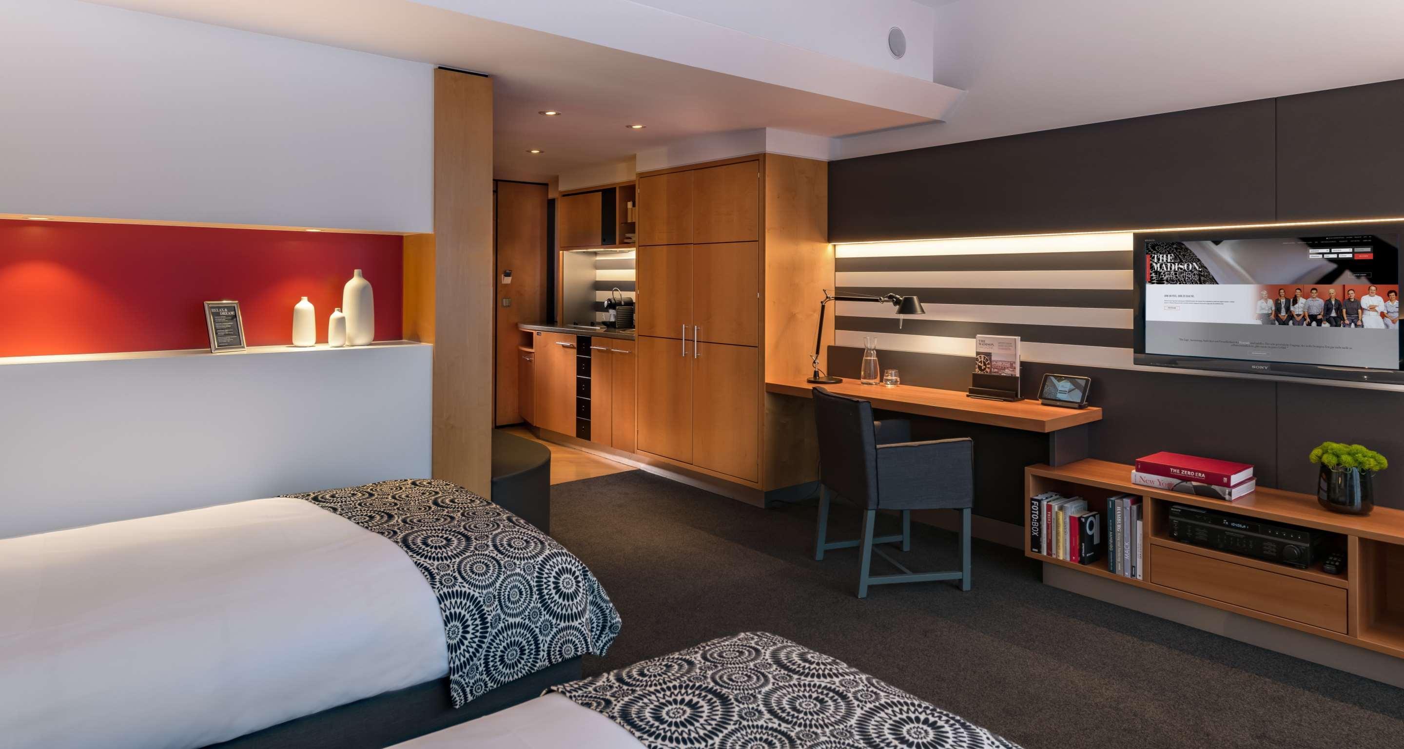 The Madison Hotel Хамбург Екстериор снимка