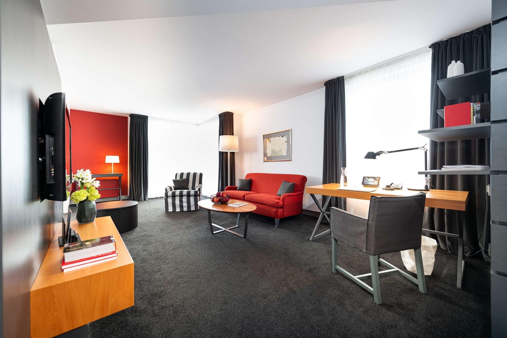 The Madison Hotel Хамбург Екстериор снимка