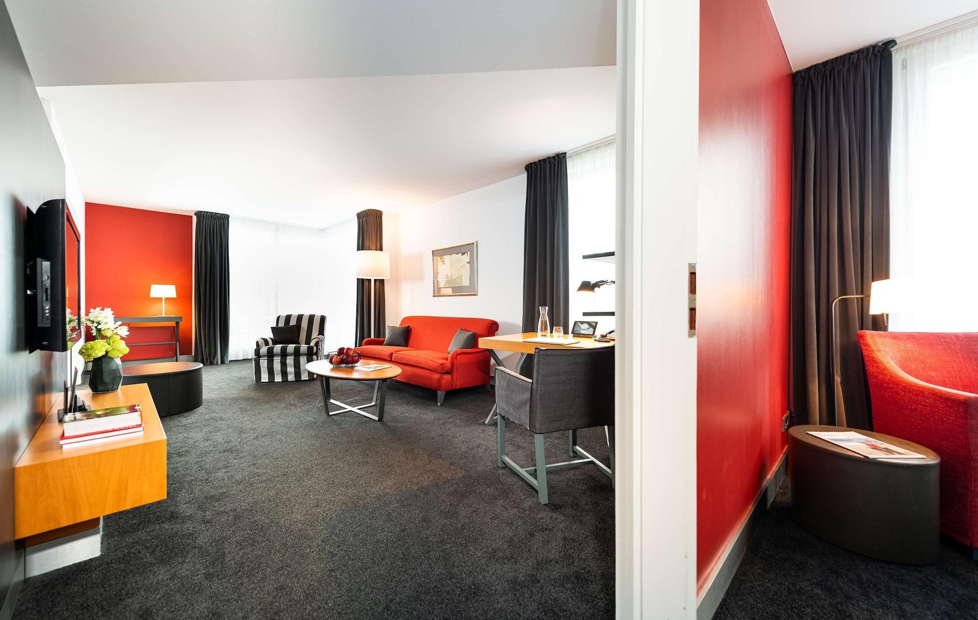 The Madison Hotel Хамбург Екстериор снимка