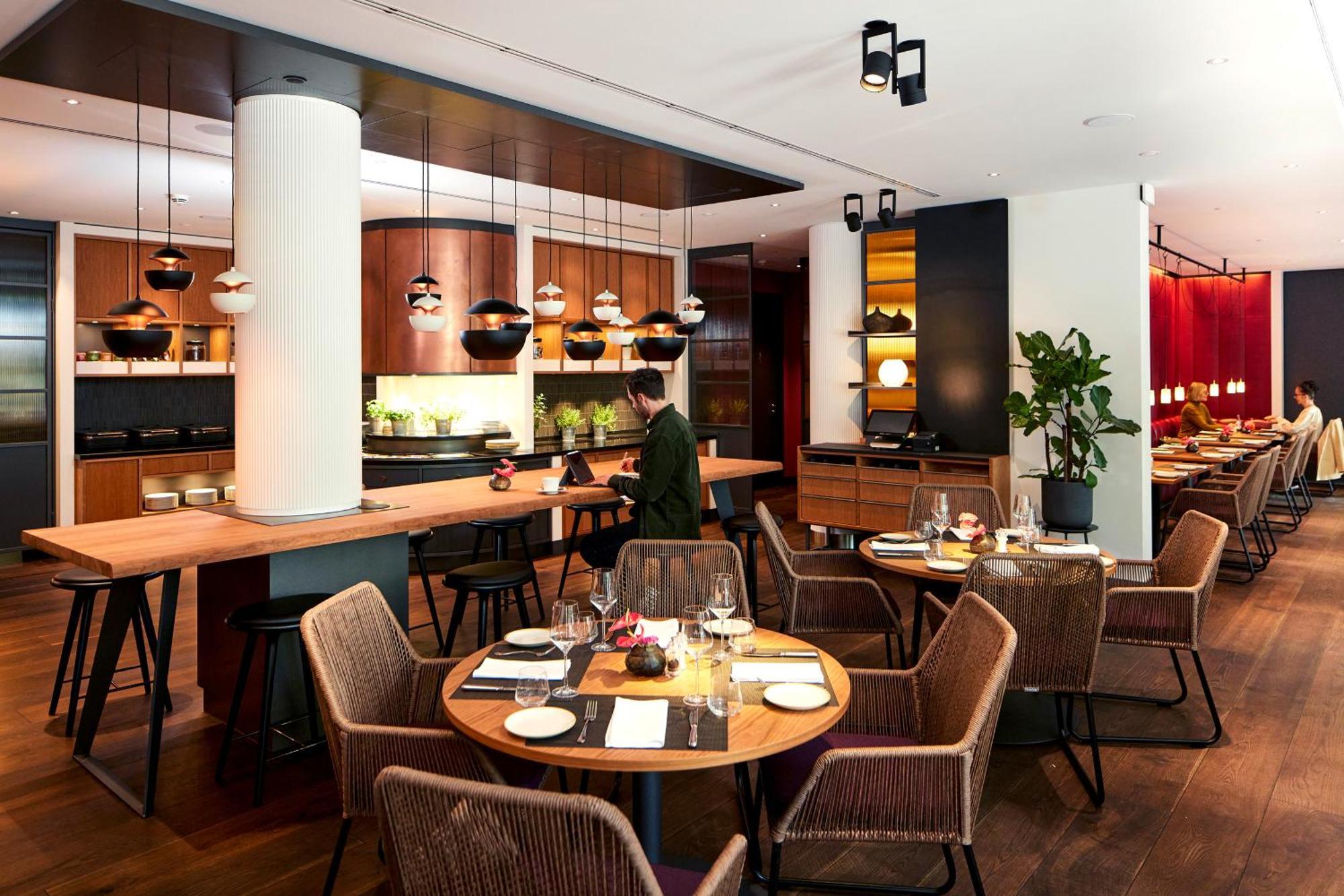 The Madison Hotel Хамбург Екстериор снимка