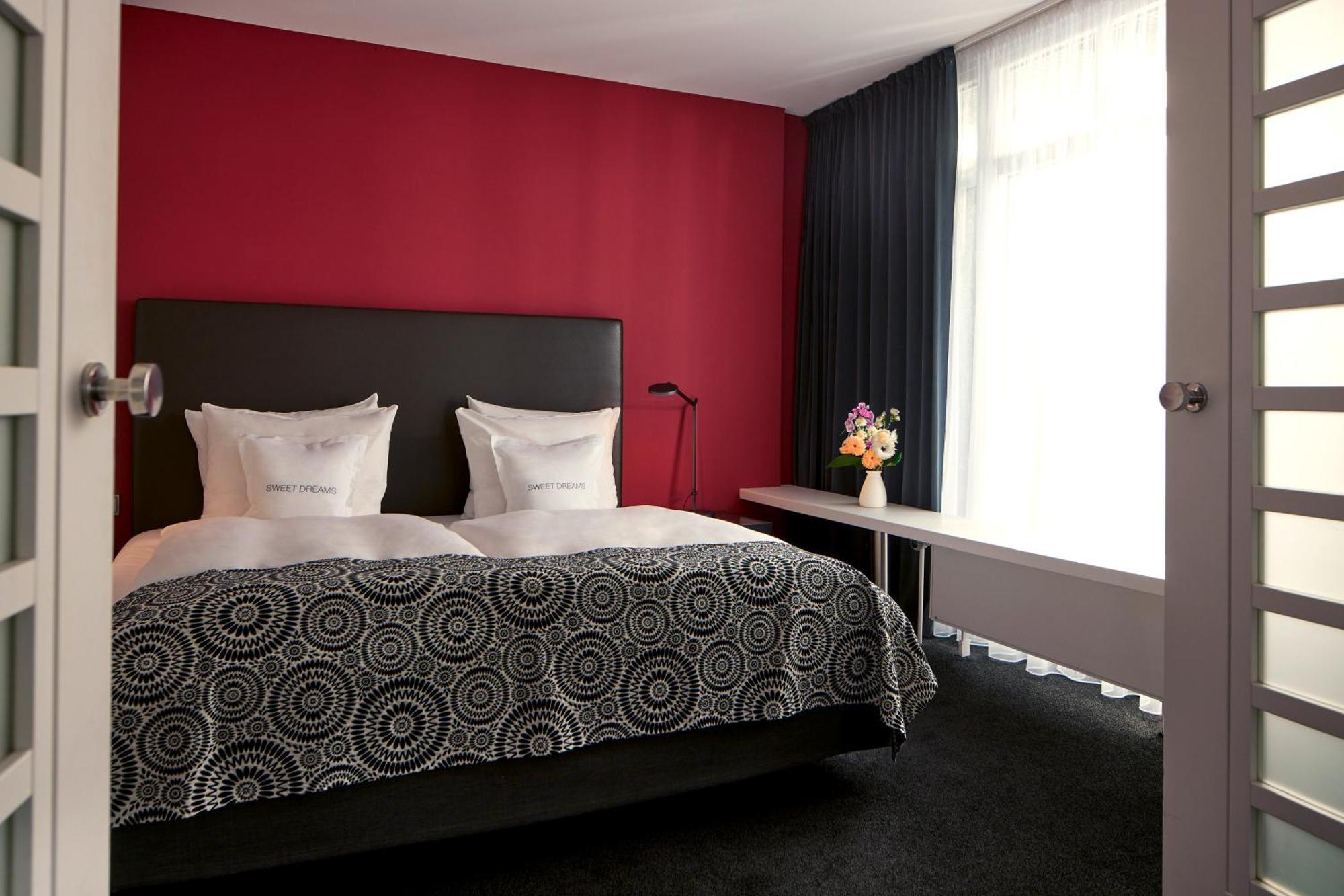 The Madison Hotel Хамбург Екстериор снимка