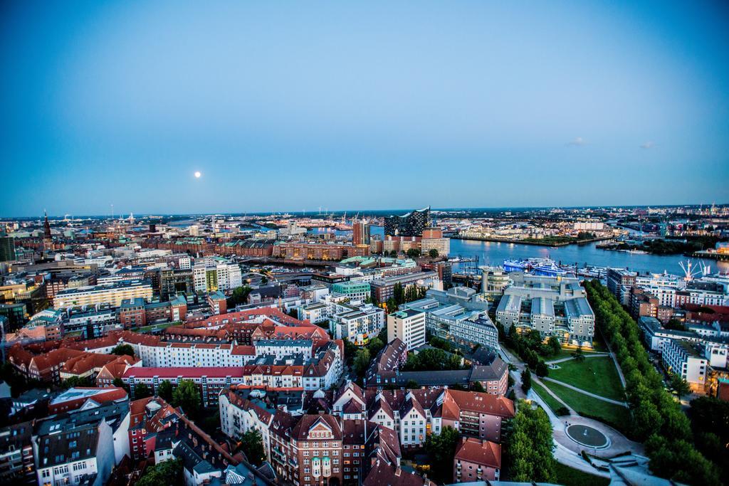 The Madison Hotel Хамбург Екстериор снимка